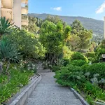 Les Miradors, De 2 En Rdc, Jardin Privatif, Piscine, Vue Et Parking * Menton