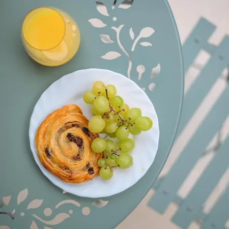 Апартаменти Les Miradors, De 2 En Rdc, Jardin Privatif, Piscine, Vue Et Parking