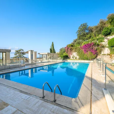 Les Miradors, De 2 En Rdc, Jardin Privatif, Piscine, Vue Et Parking Апартаменты