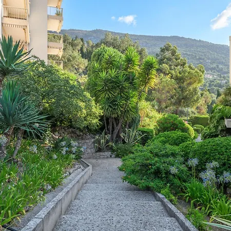 Les Miradors, De 2 En Rdc, Jardin Privatif, Piscine, Vue Et Parking * Ментона