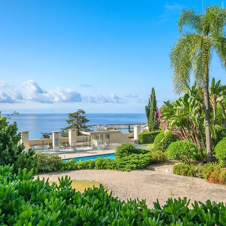 Les Miradors, De 2 En Rdc, Jardin Privatif, Piscine, Vue Et Parking