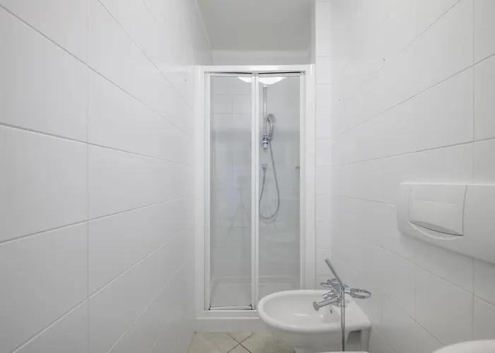 Les Miradors, De 2 En Rdc, Jardin Privatif, Piscine, Vue Et Parking *