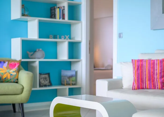 Les Miradors, De 2 En Rdc, Jardin Privatif, Piscine, Vue Et Parking