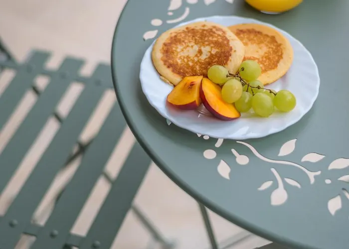 Les Miradors, De 2 En Rdc, Jardin Privatif, Piscine, Vue Et Parking Apartment Menton