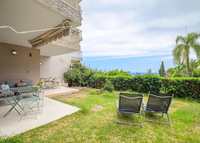 Les Miradors, De 2 En Rdc, Jardin Privatif, Piscine, Vue Et Parking Menton