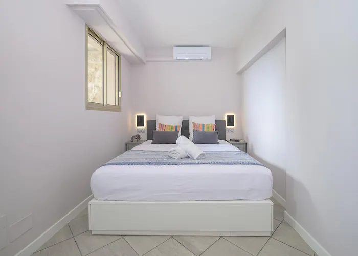 Les Miradors, De 2 En Rdc, Jardin Privatif, Piscine, Vue Et Parking Apartmán *