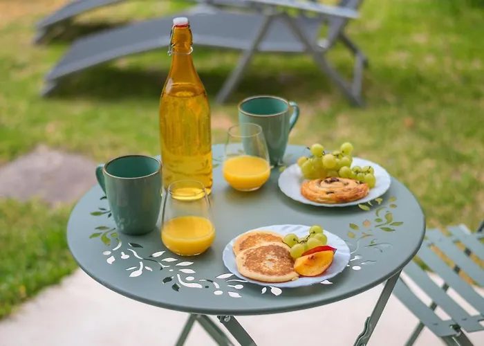 Apartmán Les Miradors, De 2 En Rdc, Jardin Privatif, Piscine, Vue Et Parking Menton