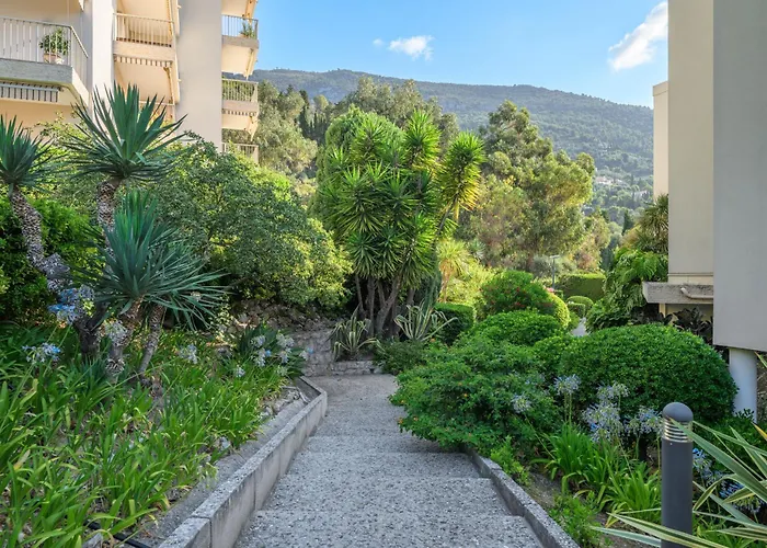 Les Miradors, De 2 En Rdc, Jardin Privatif, Piscine, Vue Et Parking * Menton