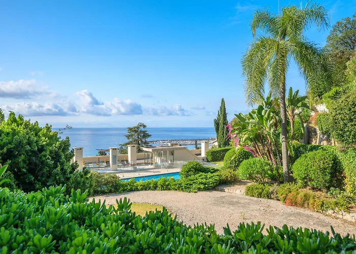 Les Miradors, De 2 En Rdc, Jardin Privatif, Piscine, Vue Et Parking